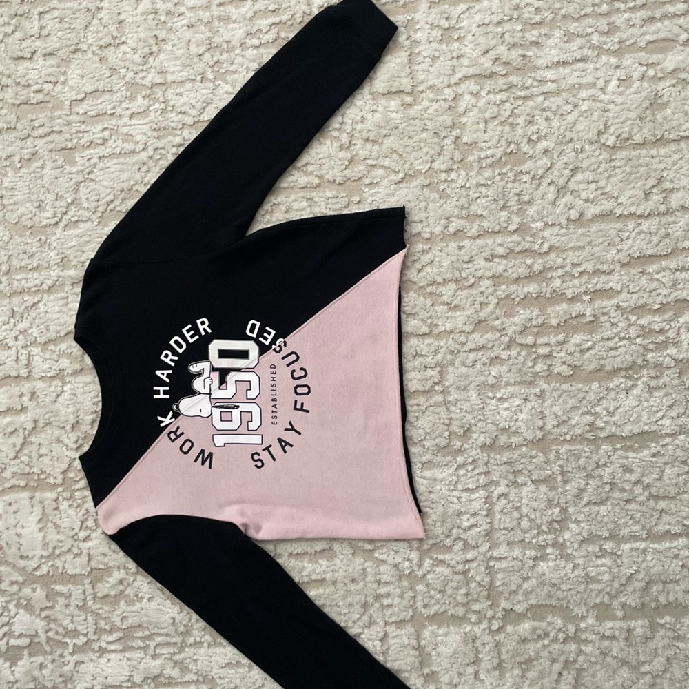 1950 Graphic Long Sleeve Top - Black and Pink